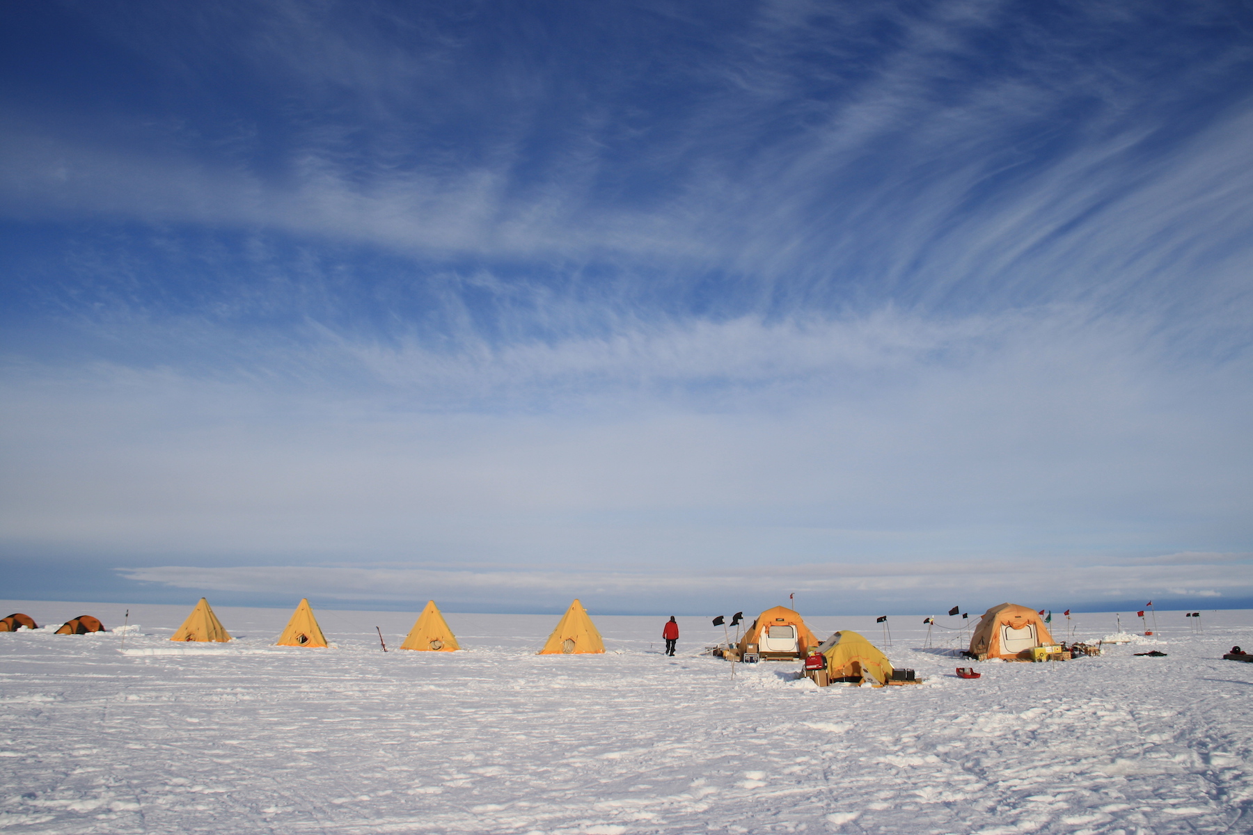 Cavity Camp on Thwaites Glacier. Photo credit: Ted Scambos