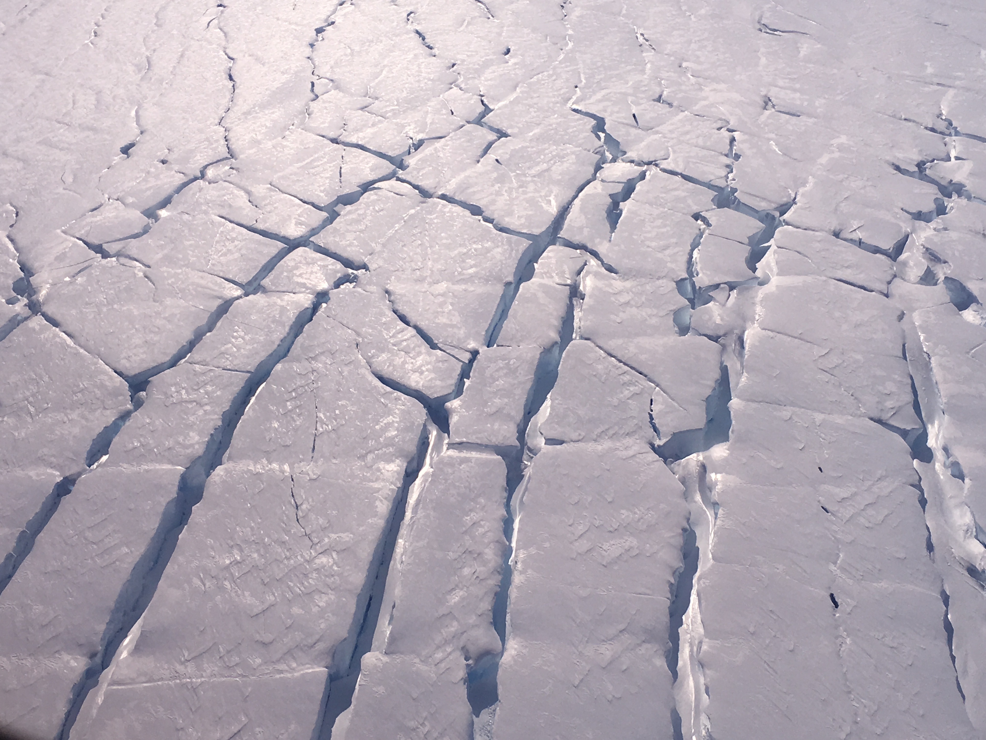 Cracks in the ice of Thwaites Glacier as seen from the air in 2020. Credit: Icefin / ITGC / Schmidt