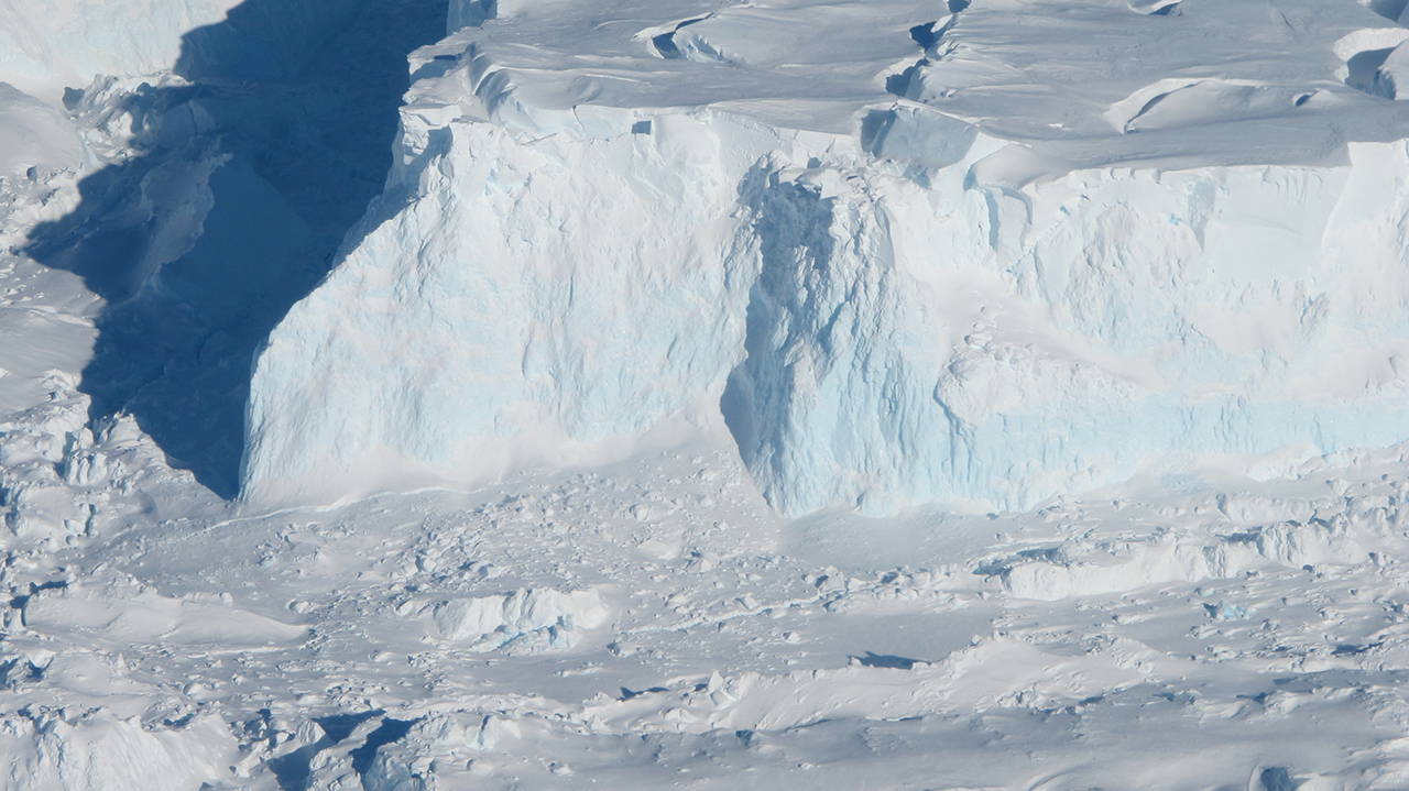 Thwaites Glacier at its end in the ocean. Credit: NASA/James Yungel