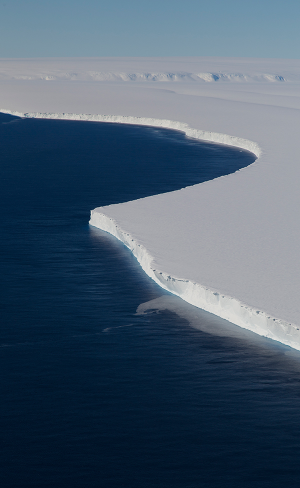 Dotson Ice Shelf front